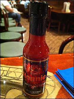 Honnie T Original Spicy Garlic Sauce