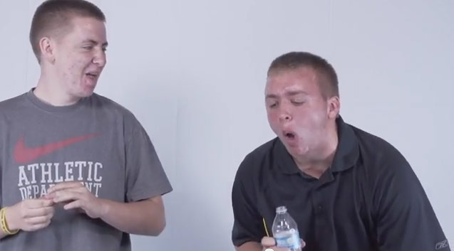 hot-sauce-reactions-in-slow-motion-weekend-of-fire