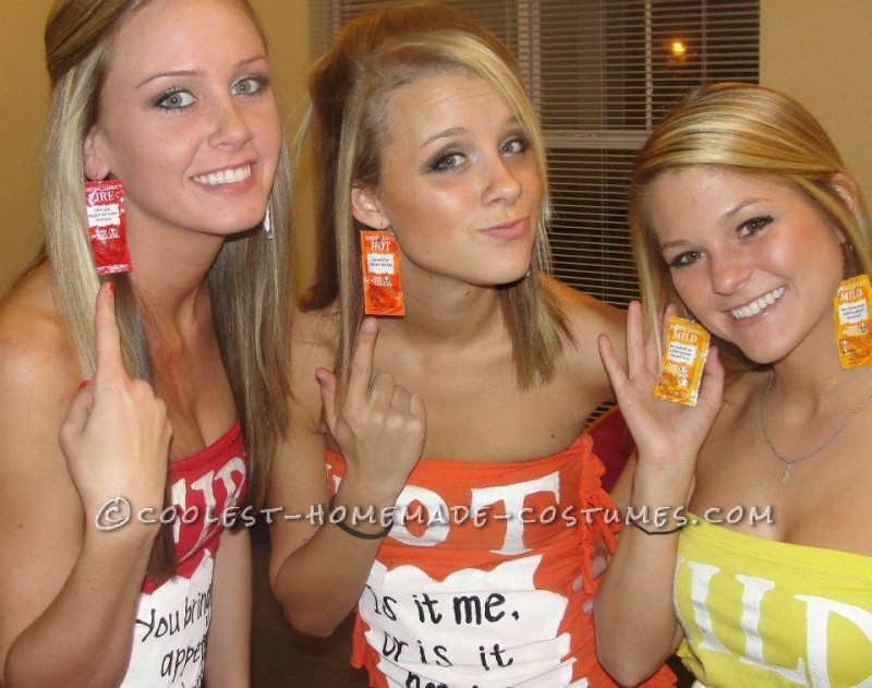 taco-bell-sauces-hot-girls