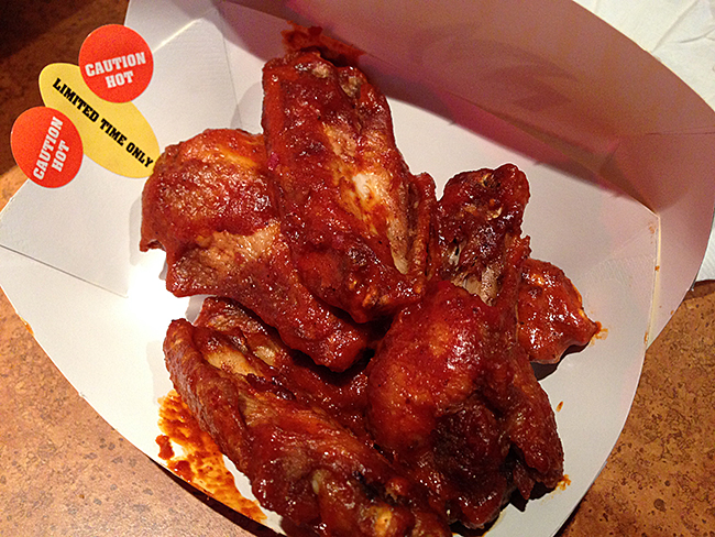 Review – Buffalo Wild Wings Sauce and Salted BBQ Sauce – Scott Roberts Hot Sauce, BBQ and Spicy Food Blog